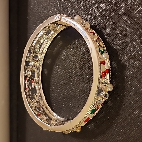 Christmas Hinged Bracelet - Picture 3 of 6